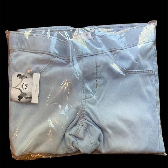 Bundle of SO Girls Pull on Blue Light Wash and Blue Medium Wash jeggings size 14 - Picture 7 of 11